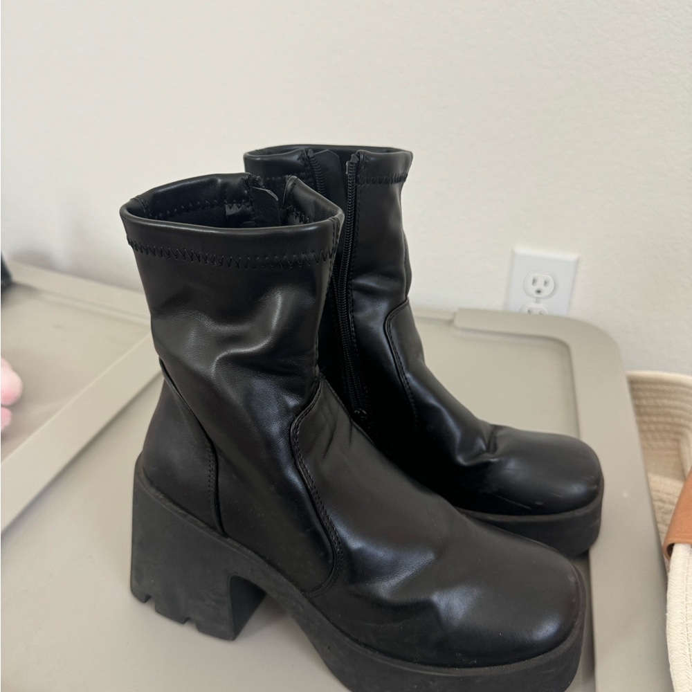 Forever 21 Black Heeled Boots